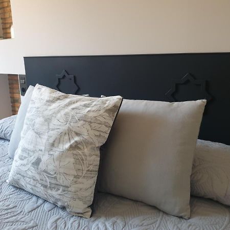 Apartamentos Turia Теруель Екстер'єр фото